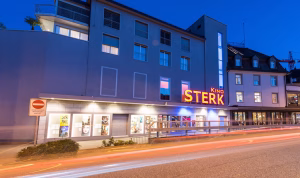 Vorschaubild_Kino Sterk Baden_Filmgenuss im modernen Kino direkt beim Bahnhof Baden._VisitLocals