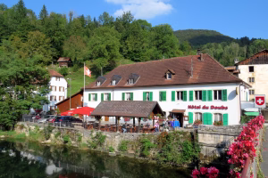 Vorschaubild_Hôtel du Doubs_Genussreiche Auszeit am Ufer des Doubs in Goumois_VisitLocals