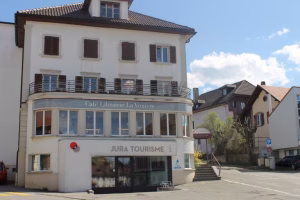 Vorschaubild_Librairie La Vouivre_Charaktervolle Buchhandlung mit regionalem Fokus im Jura_VisitLocals